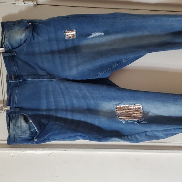 Venus Denim Jeans - Picture 1 of 4